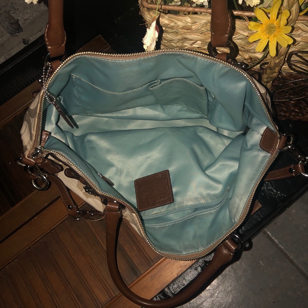 Coach purse B1126-17008 cream and brown leather - Picture 4 of 4